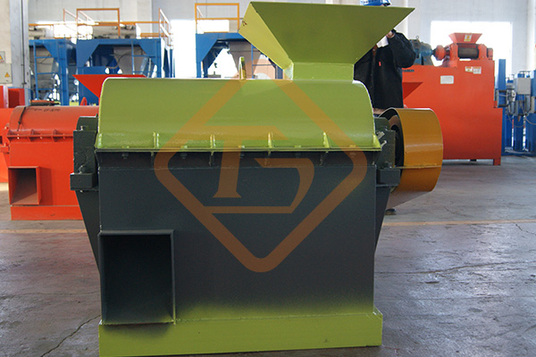 半濕物料粉碎機(jī)工作原理和結(jié)構(gòu)