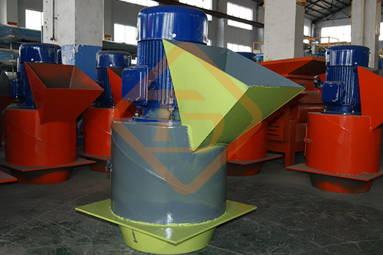 新型立式鏈條物料粉碎機(jī)結(jié)構(gòu)特點(diǎn)