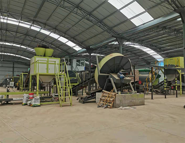 建設(shè)有機(jī)肥廠需要什么設(shè)備？占地多少？資金多少？