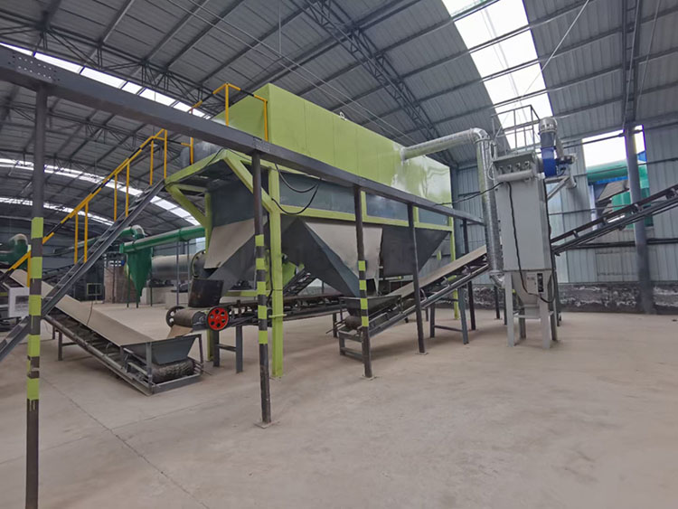 有機(jī)肥設(shè)備生產(chǎn)雞糞有機(jī)肥的環(huán)保要求有哪些？