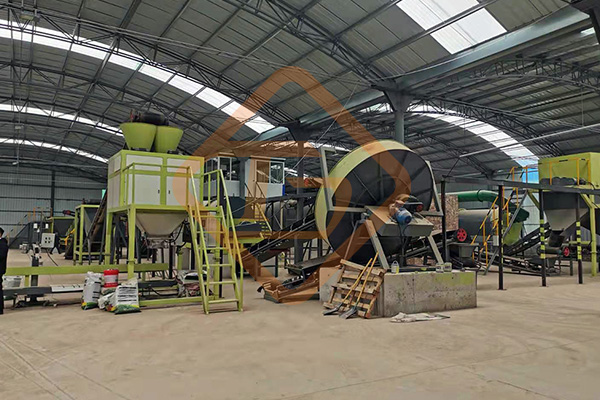 畜禽糞便有機(jī)肥生產(chǎn)線都需要哪些設(shè)備？